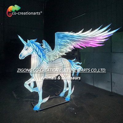 comprar Escultura de unicornio alado etéreo y brillante | Arte de luz con gradiente radiante Fabricación en línea