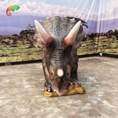 Un buen precio. Dinosaurio Animatronic de tamaño natural del Triceratops Animatronic impermeable para el parque de atracciones en línea