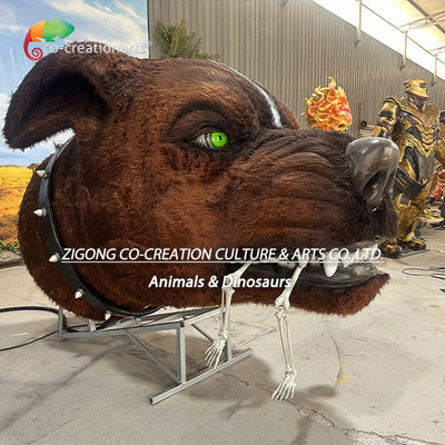 Estatua de cabeza de perro esquelético animatrónico: Mecanismo de fumigación y pantalla de ojos verdes brillantes