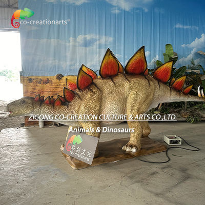 Un buen precio. Dinosaurio Stegosaurus realista animatrónico: piel texturizada, rugido dinámico y placas traseras vibrantes para exposiciones inmersivas en línea